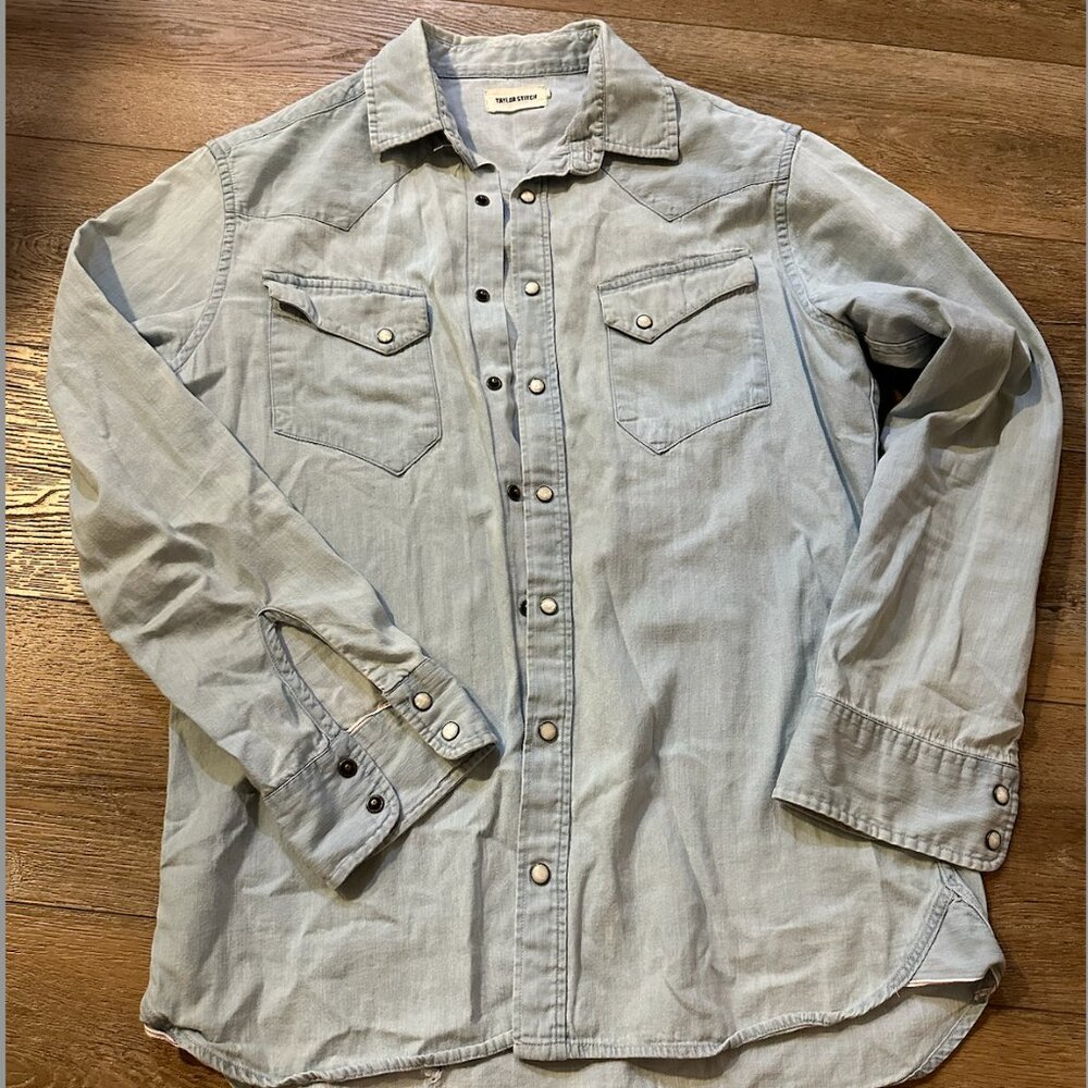 Taylor Stitch The Western Shirt in Washed Denim Size 40